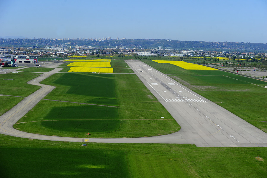 Piste Aéroport de Bron
